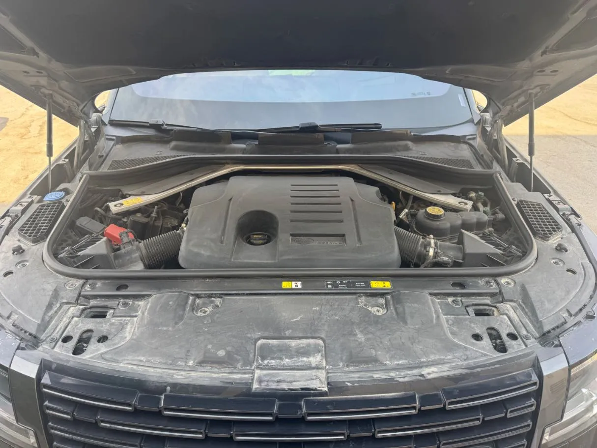 Car image 22