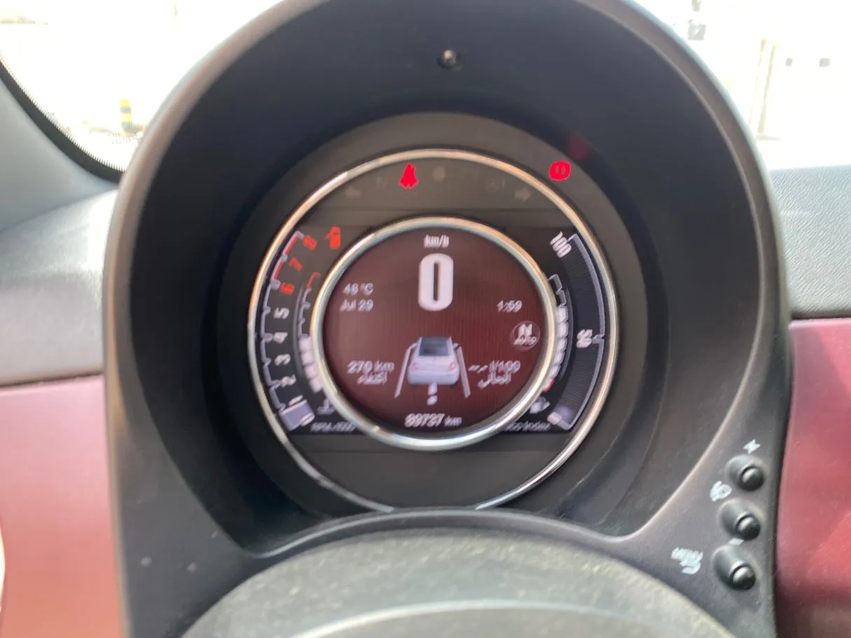 Car image 18