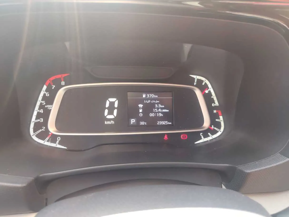 Car image 24
