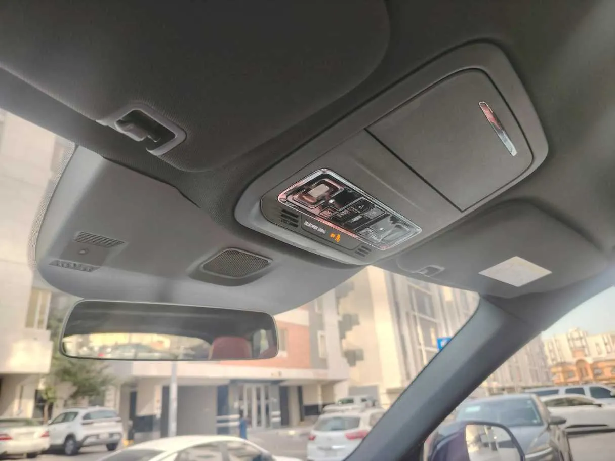 Car image 45