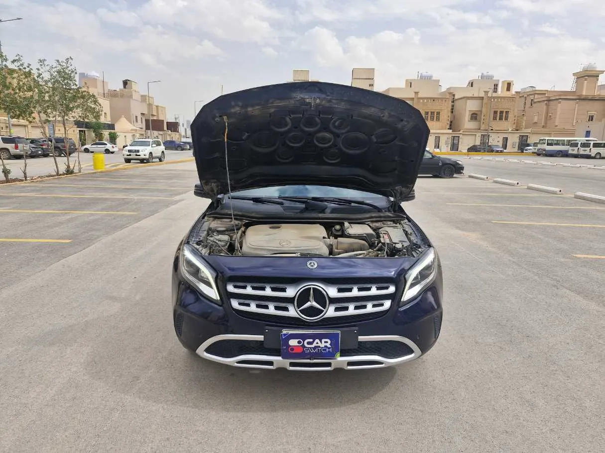 Car image 23