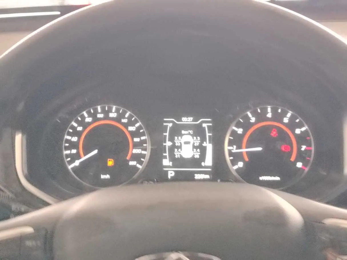 Car image 23