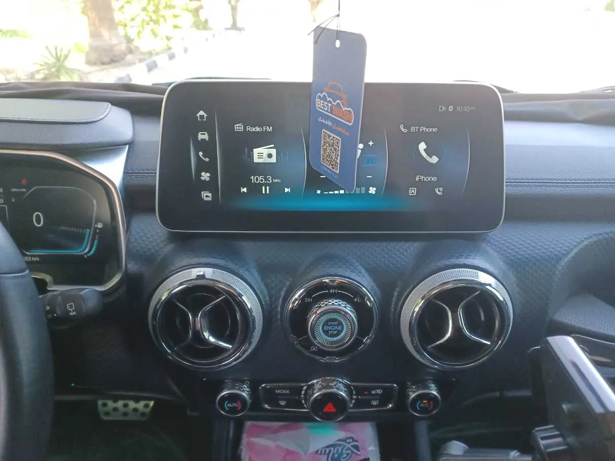 Car image 16