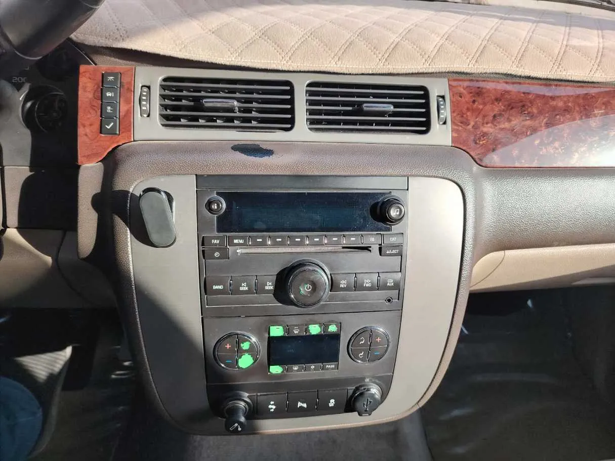 Car image 21