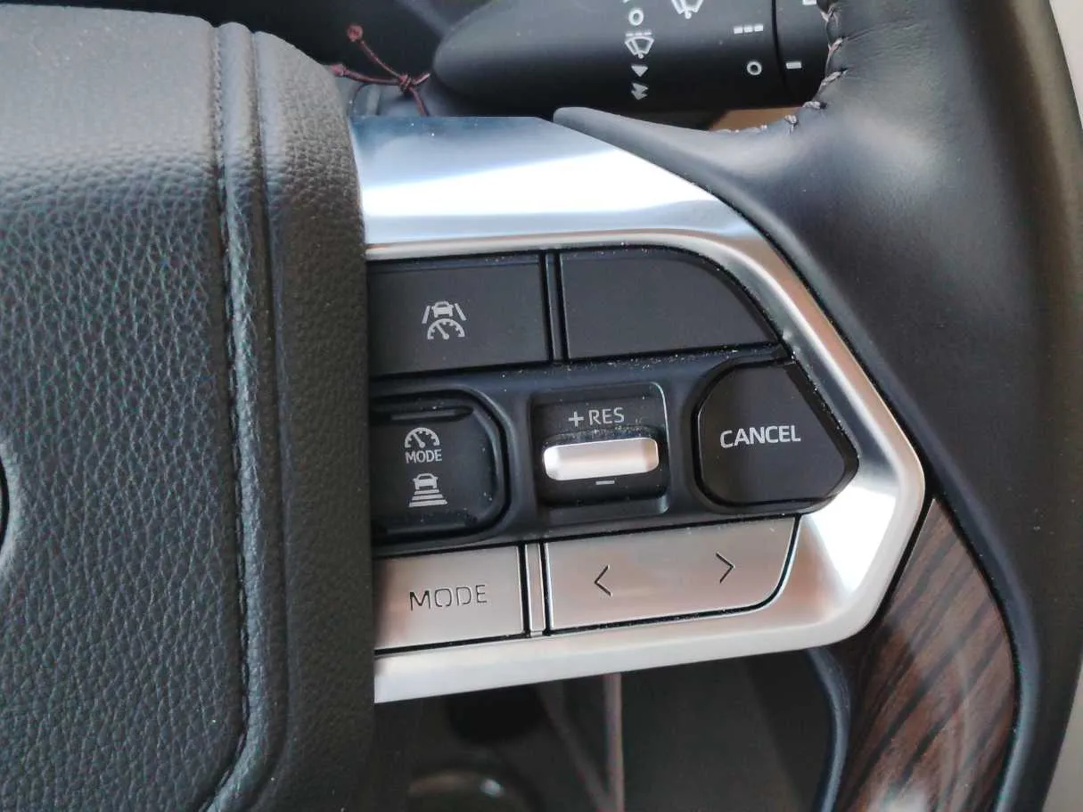 Car image 42