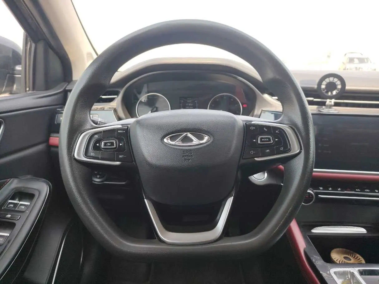 Car image 21