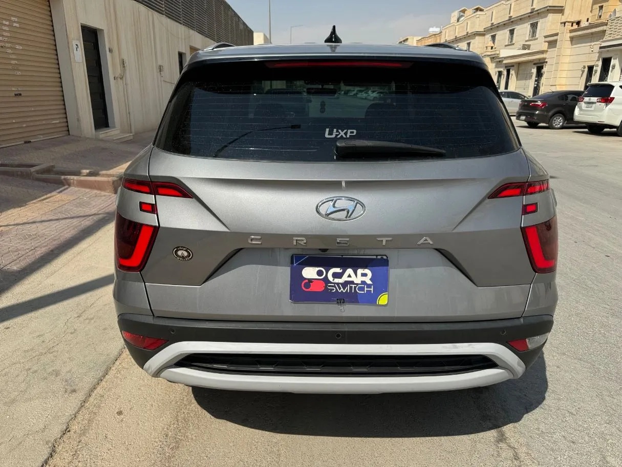 Car image 6