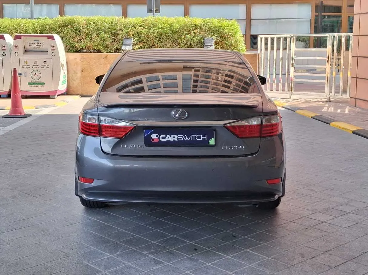 Car image 6