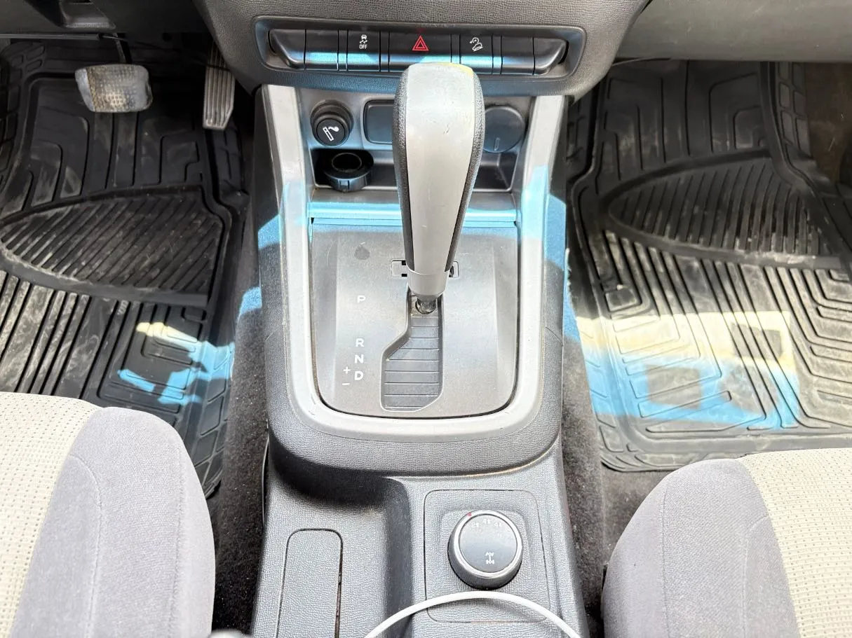 Car image 21