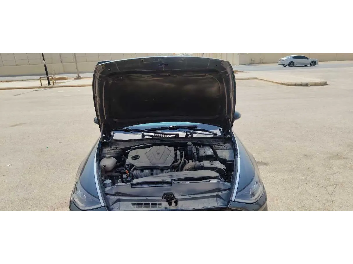 Car image 31