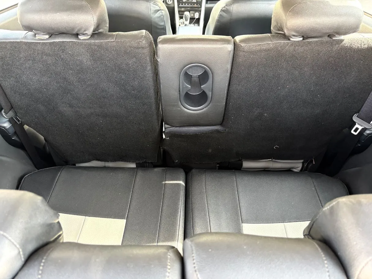 Car image 25