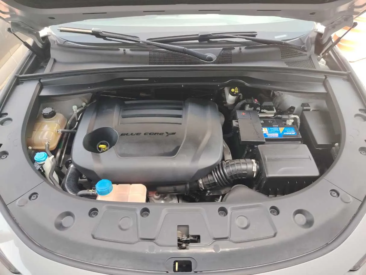 Car image 38