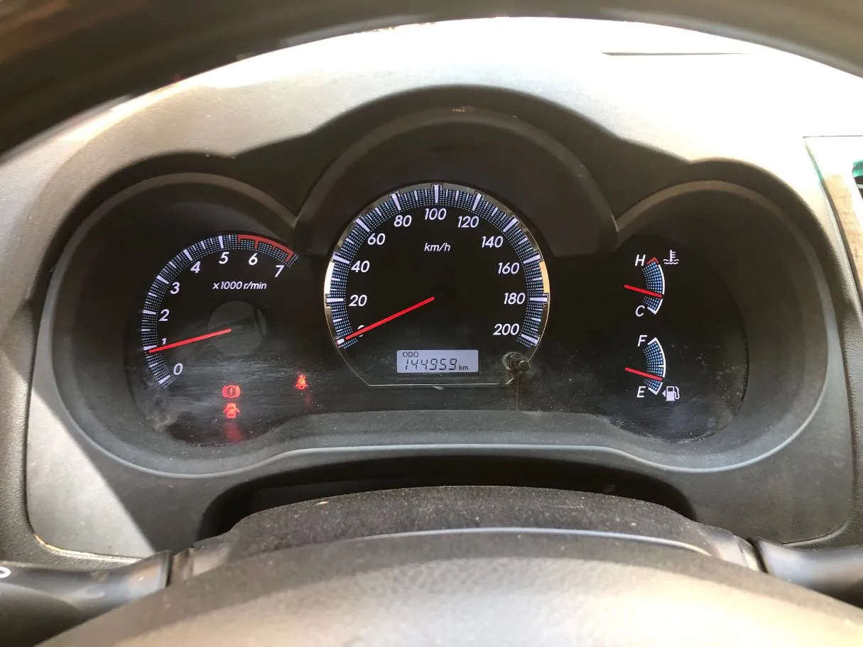 Car image 19