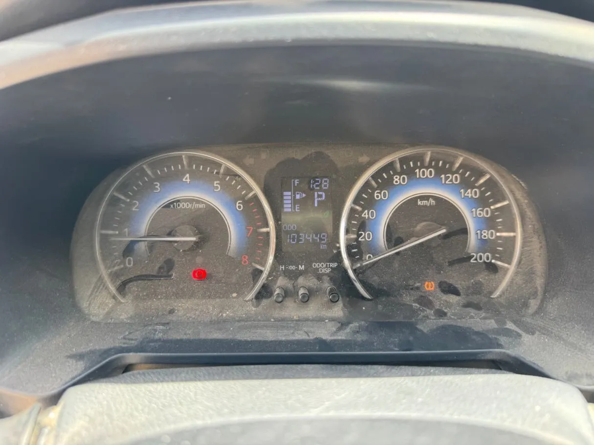Car image 18