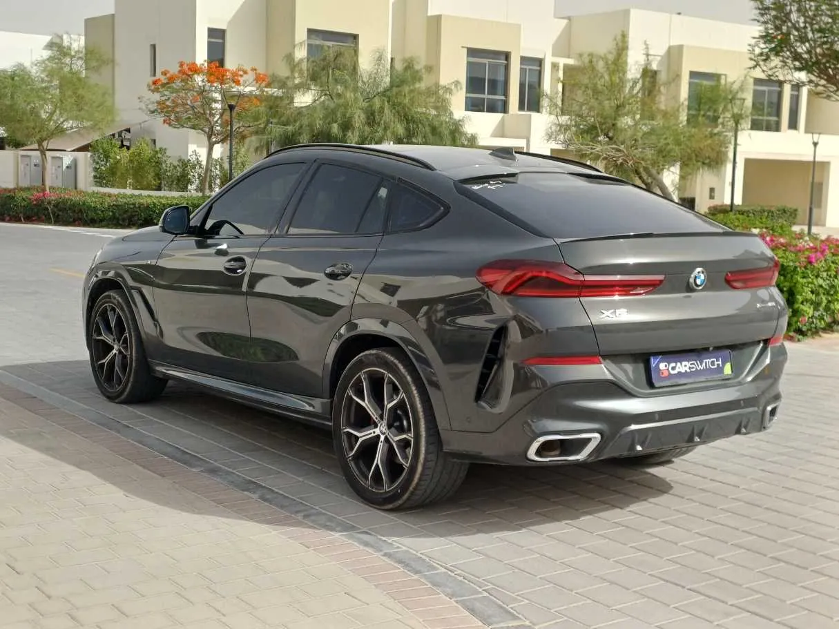 Car image 7