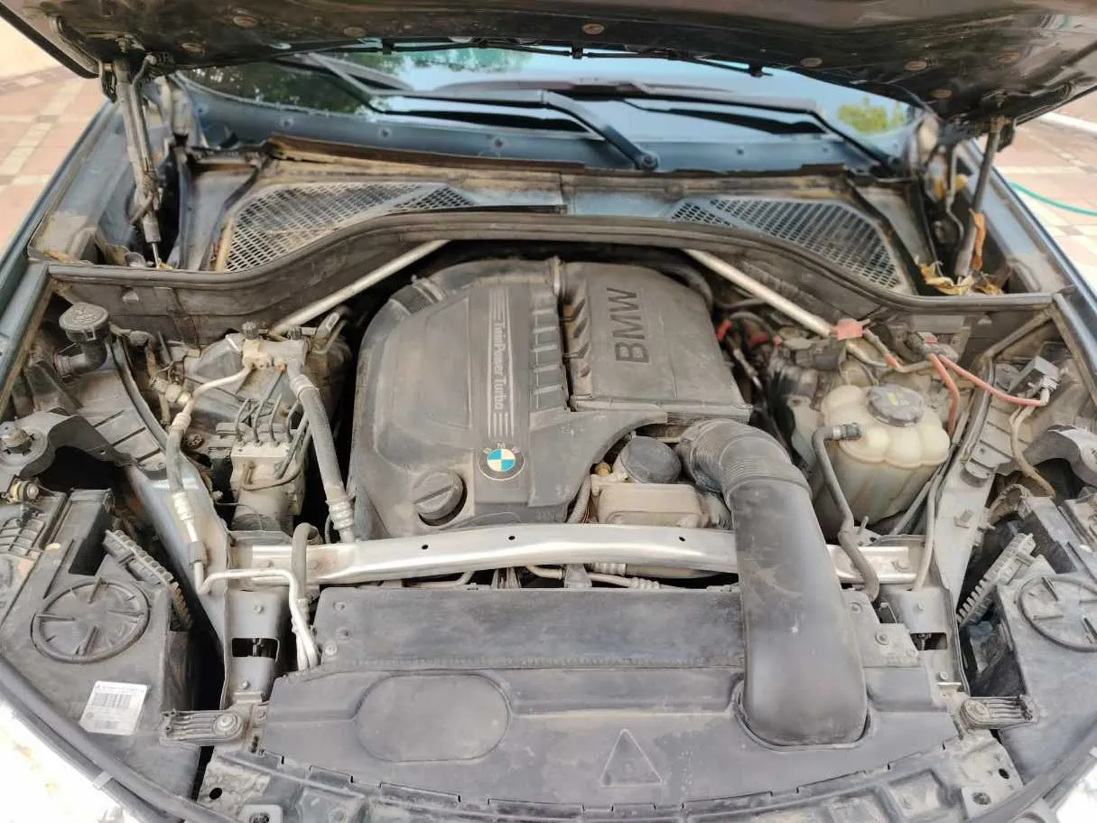 Car image 47