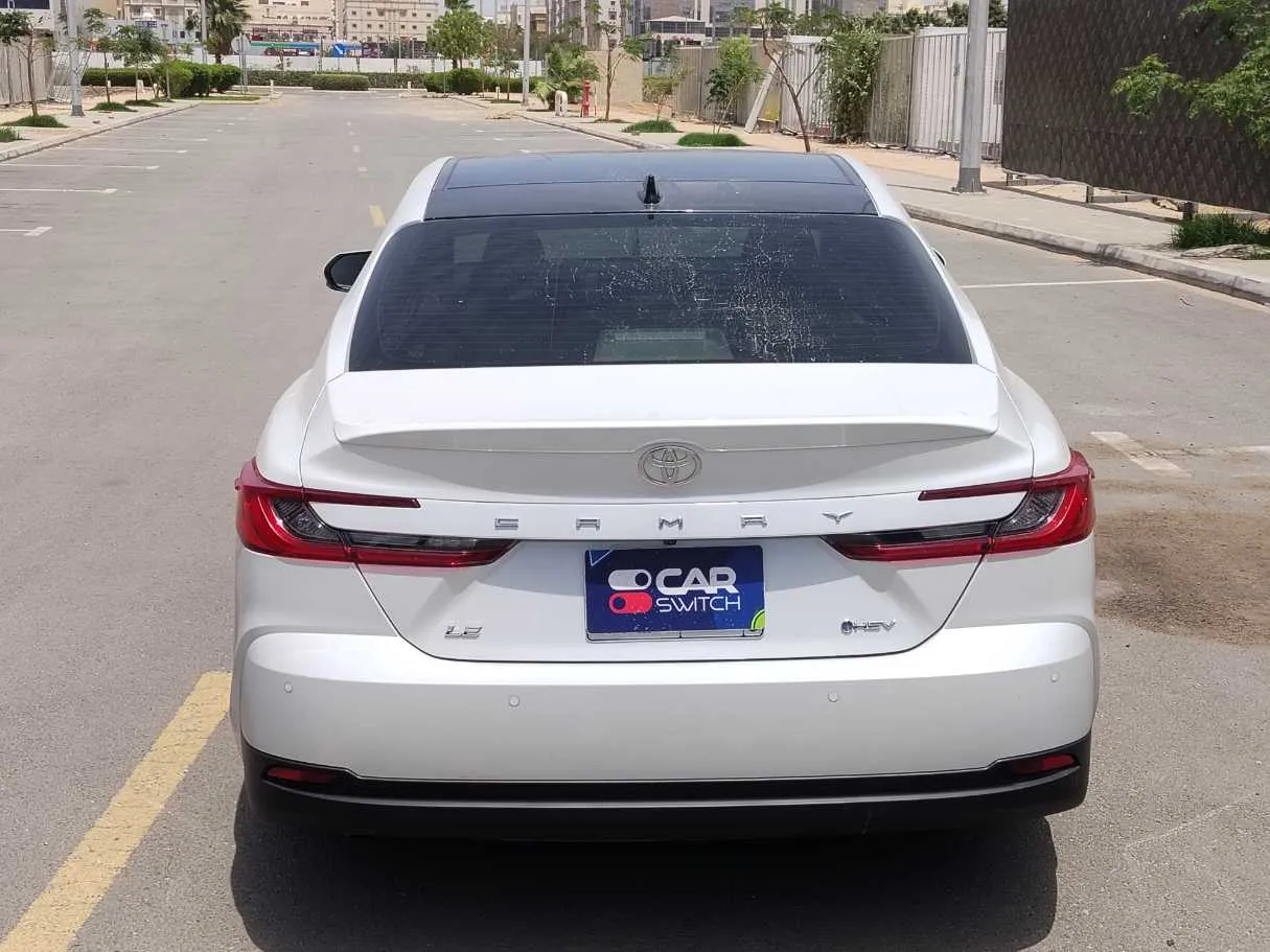 Car image 6