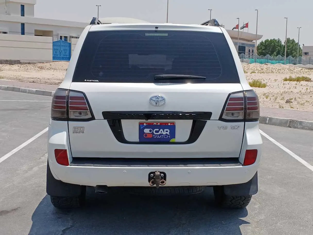 Car image 6