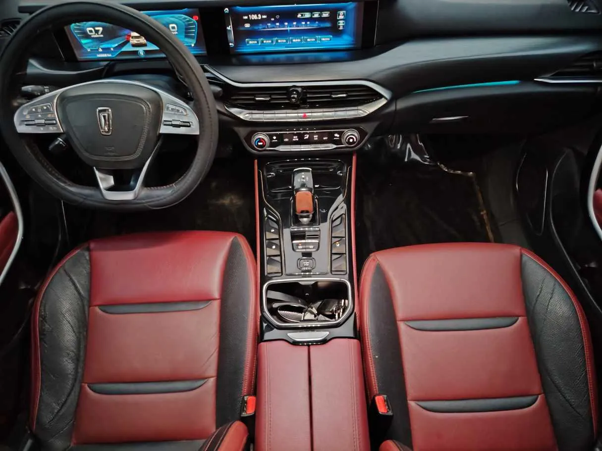 Car image 21