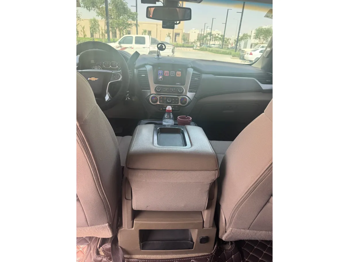 Car image 22