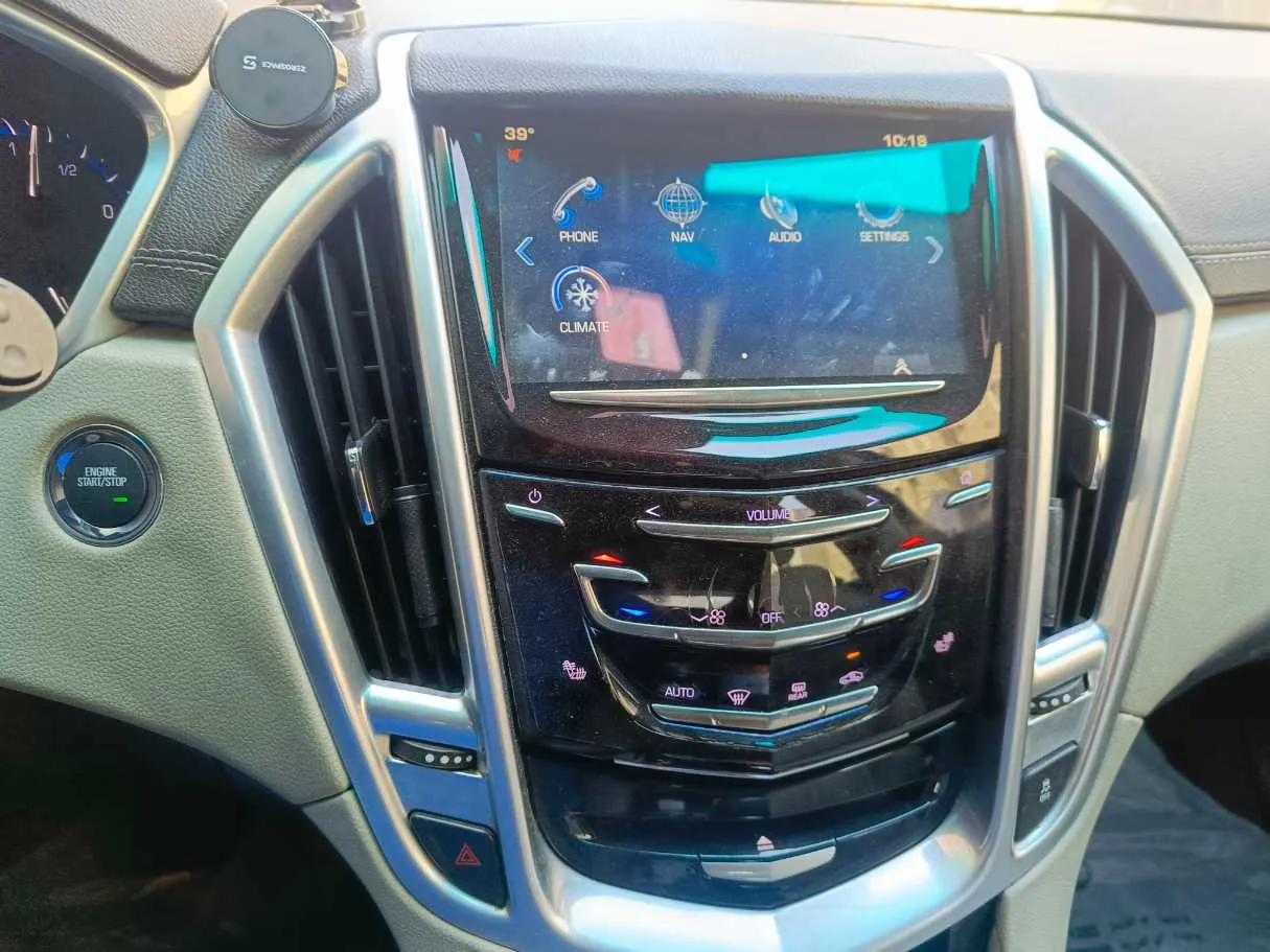 Car image 23
