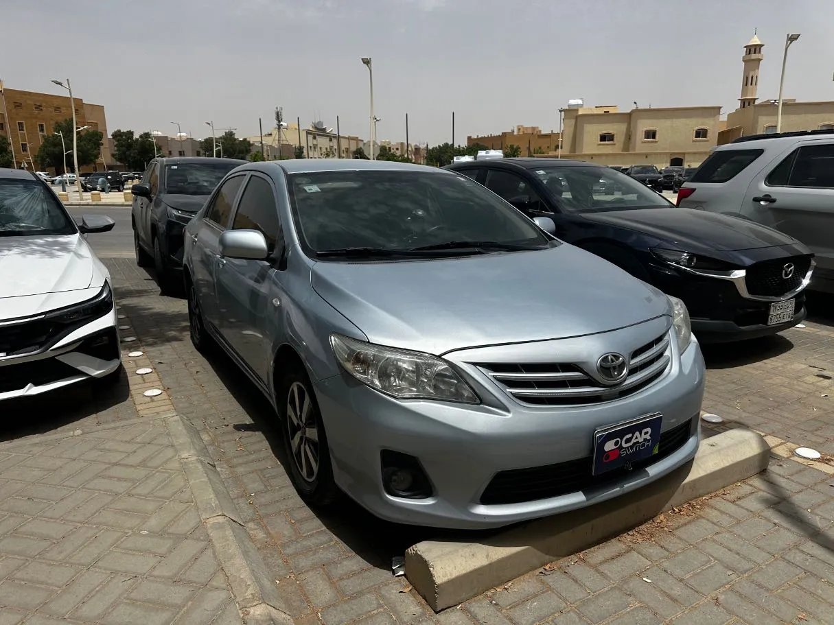 Car image 3