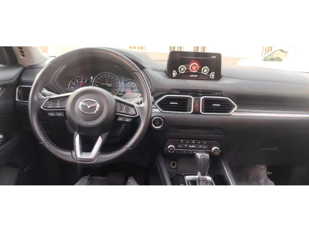 Car image 17