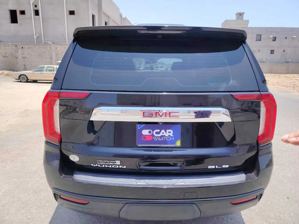 Car image 6