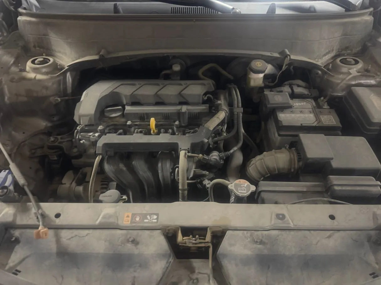 Car image 22