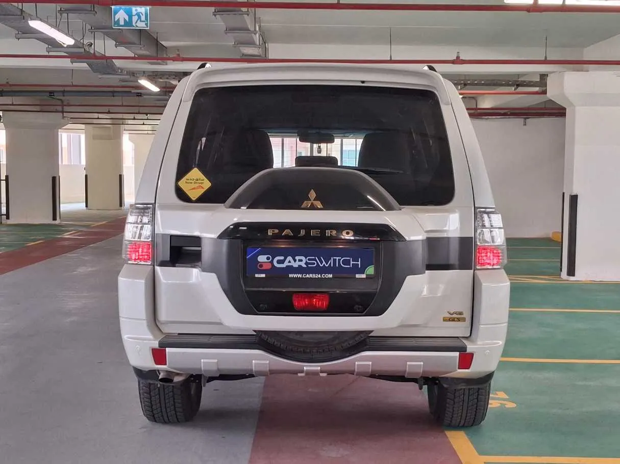 Car image 6
