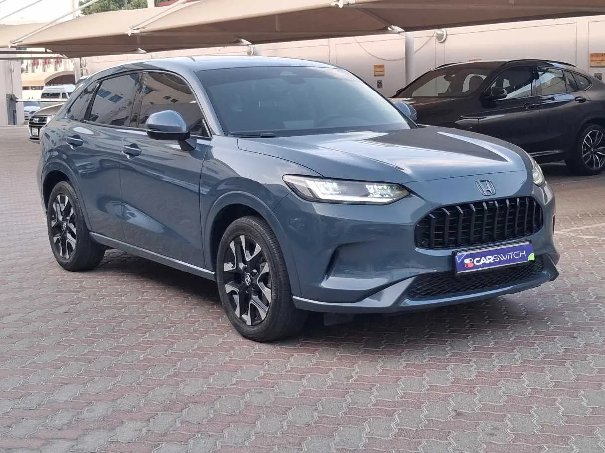 Car image 3