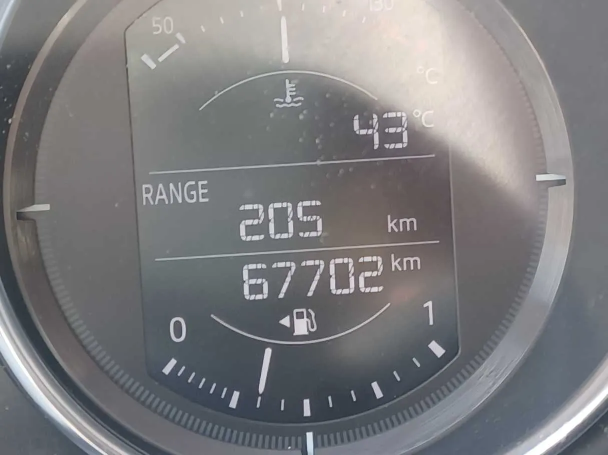 Car image 20