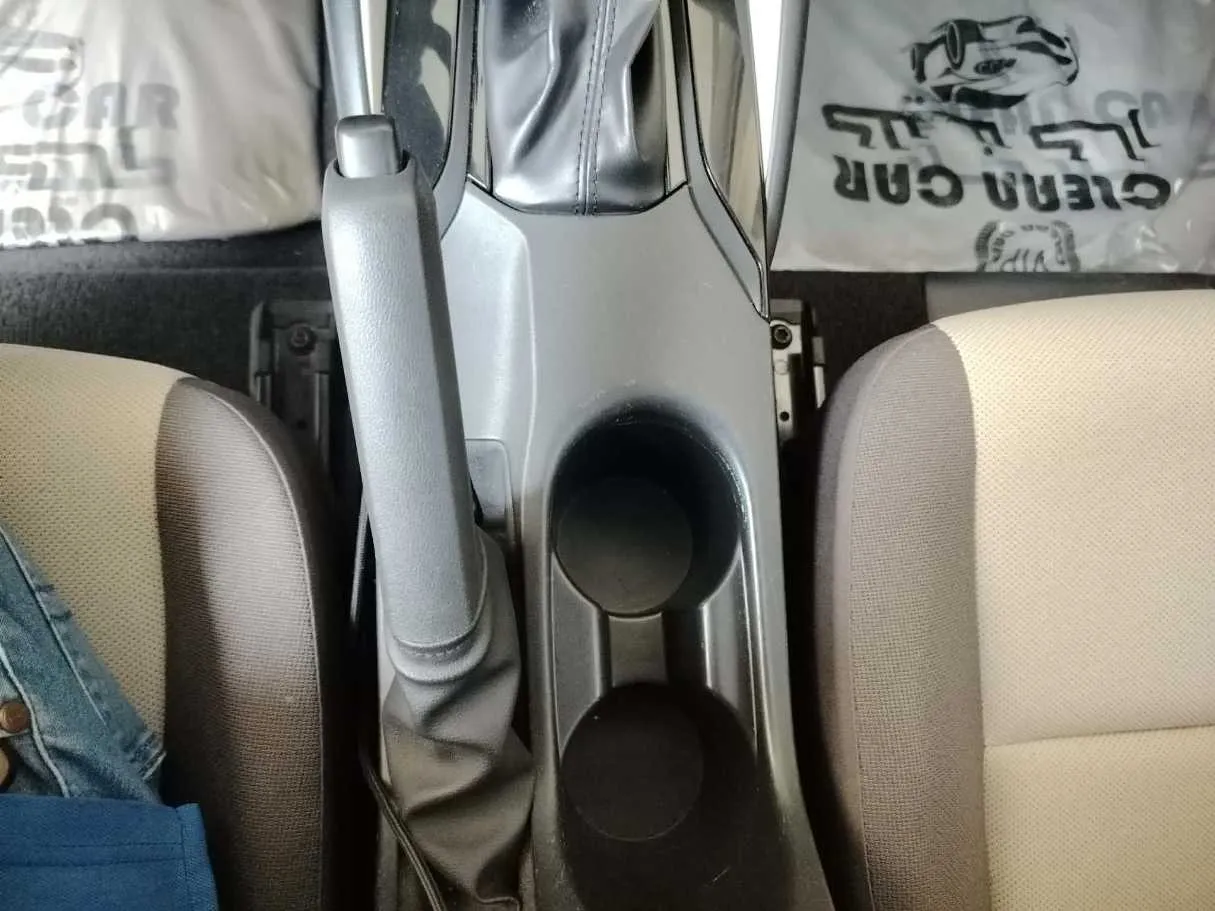 Car image 28