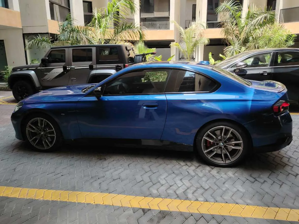 Car image 10