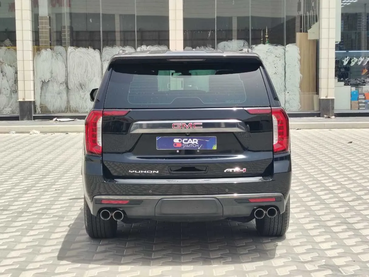 Car image 6