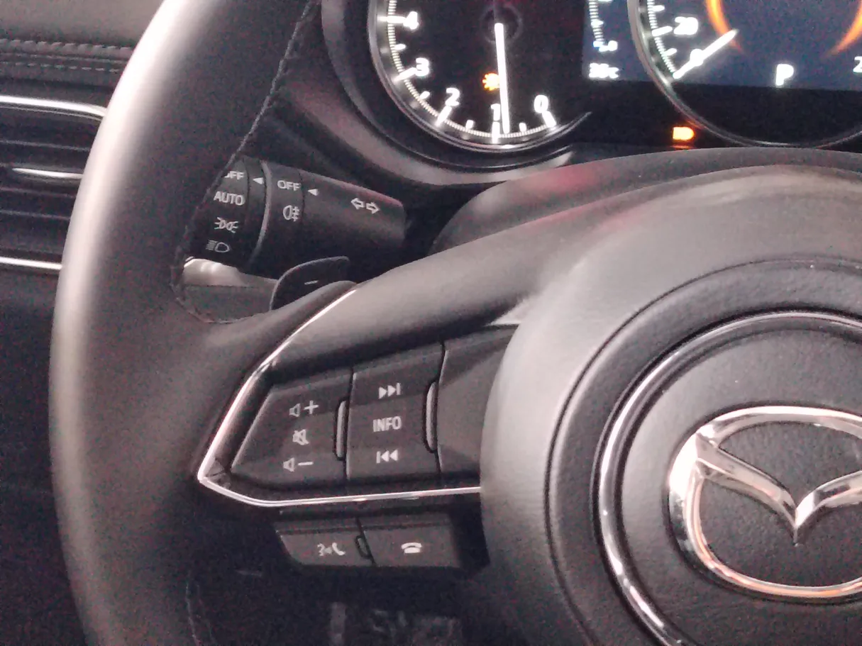 Car image 33