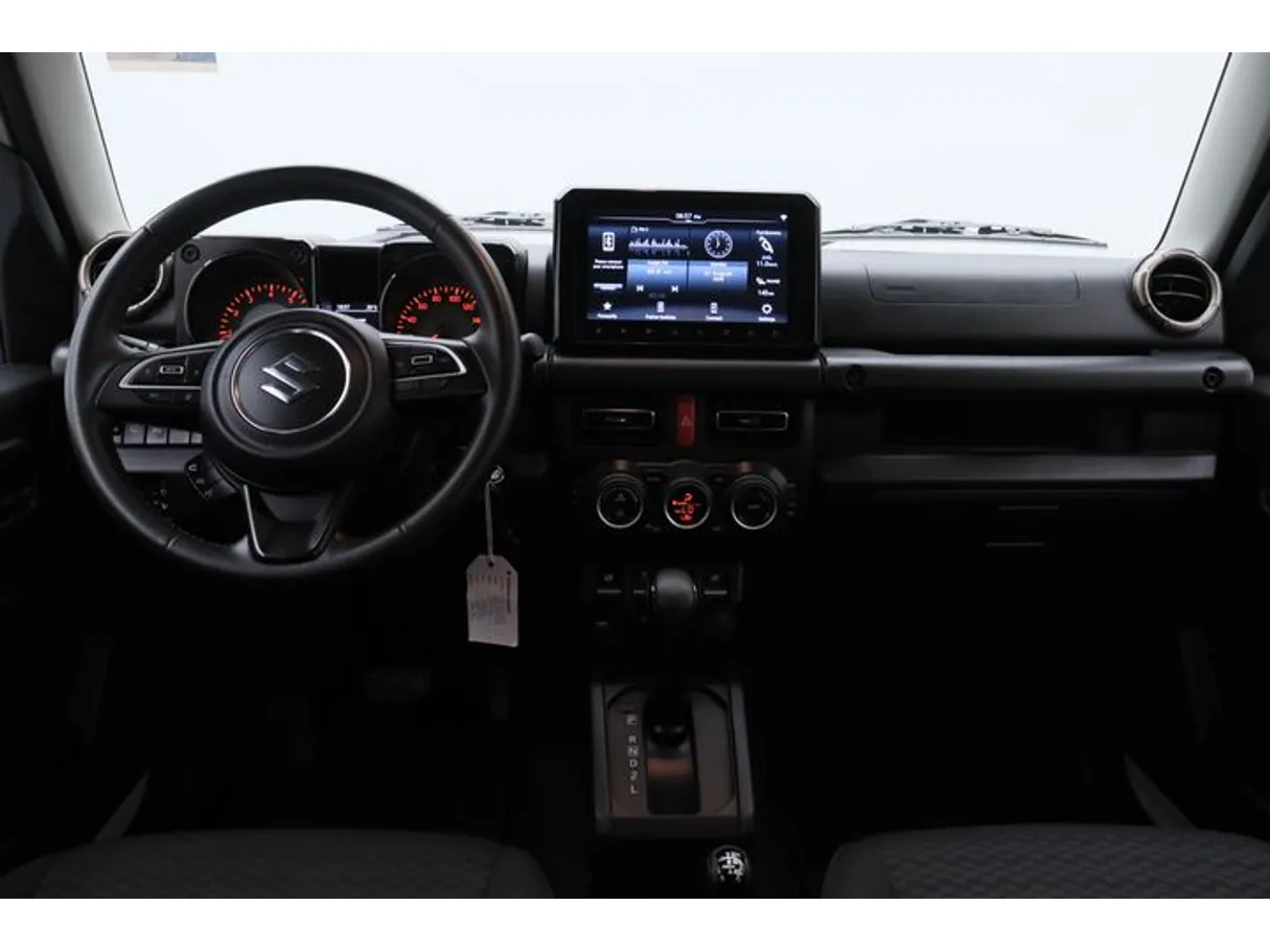 Car image 14