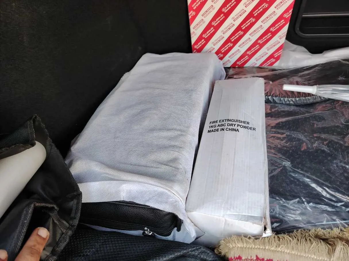 Car image 36