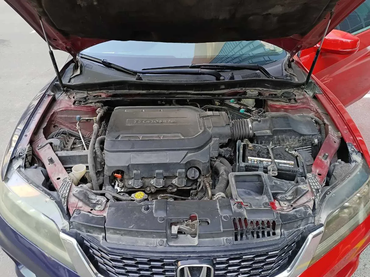Car image 21