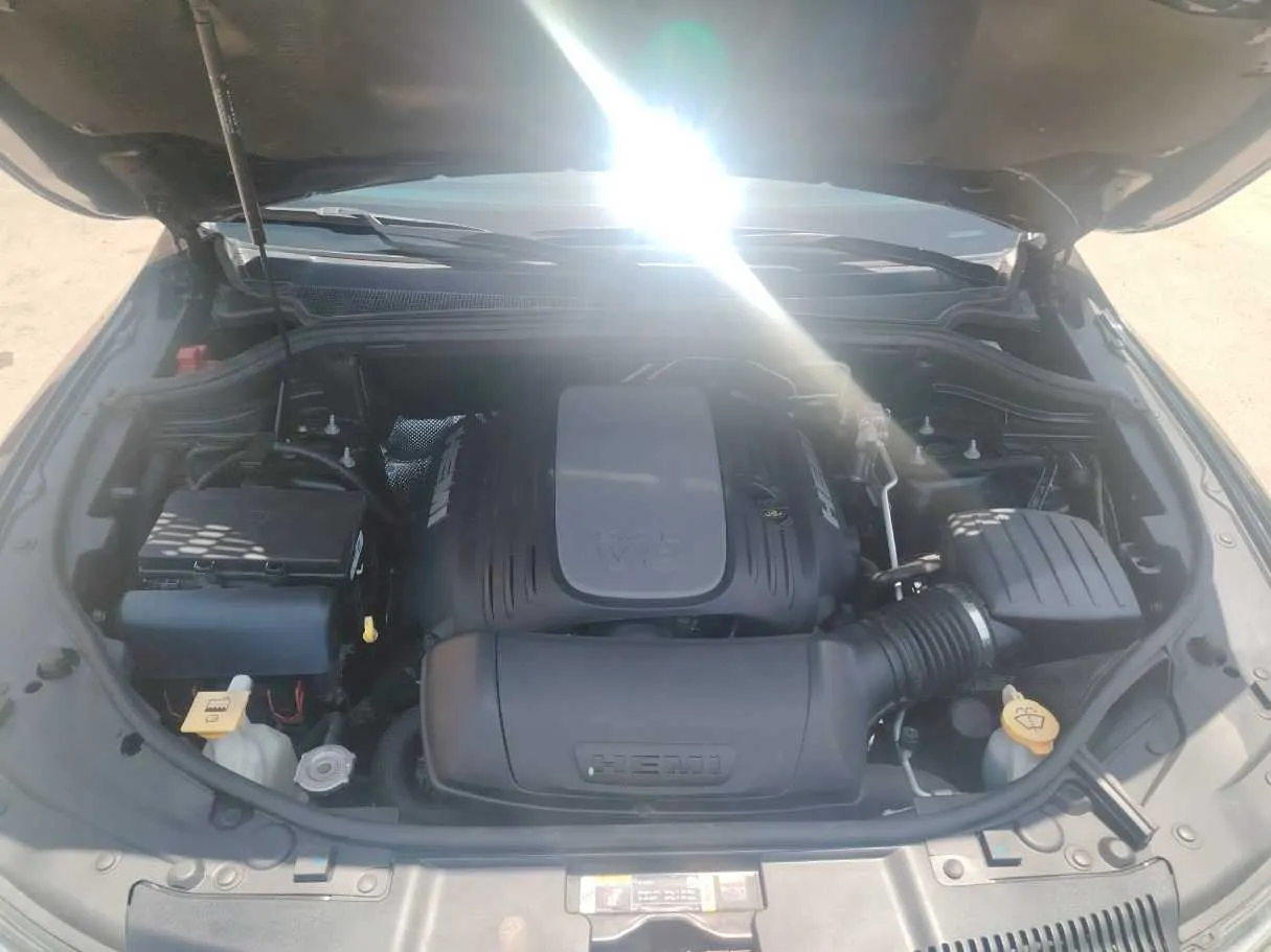 Car image 48