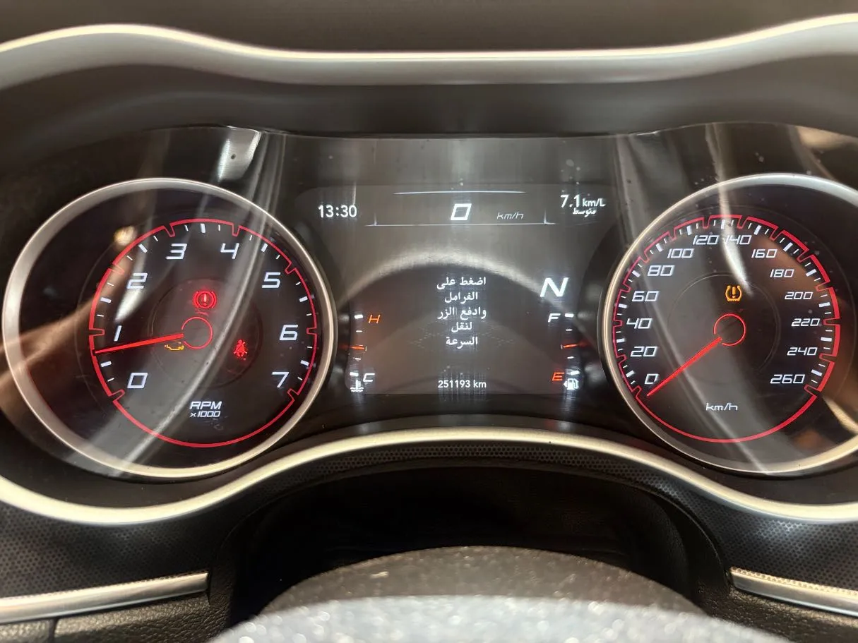 Car image 23