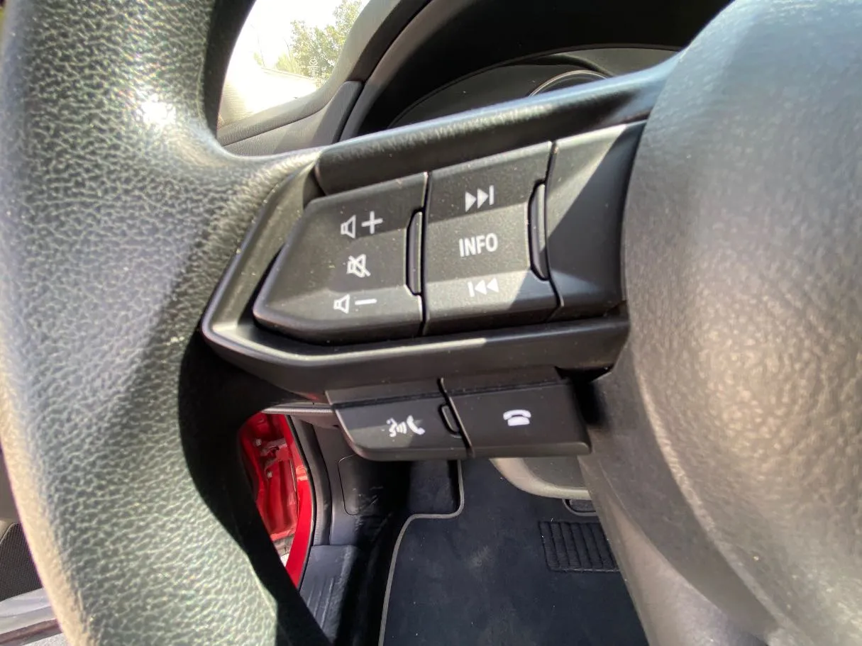 Car image 22