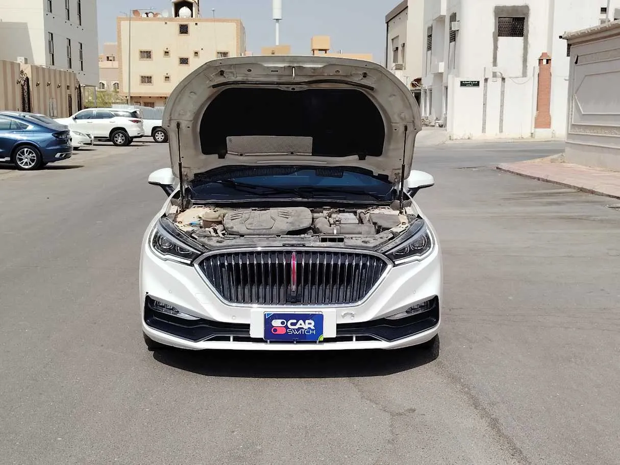 Car image 27