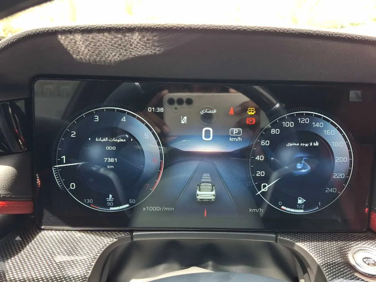 Car image 19