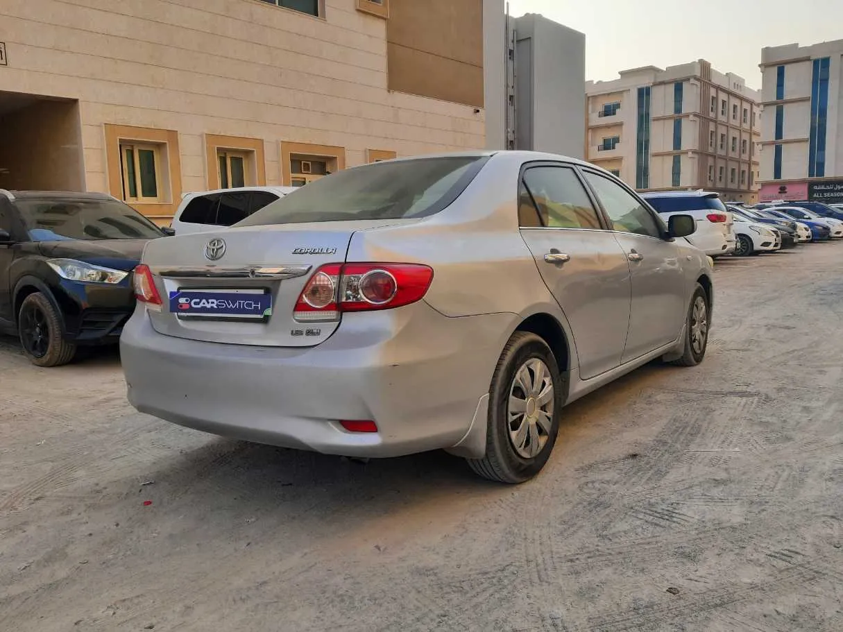Car image 5