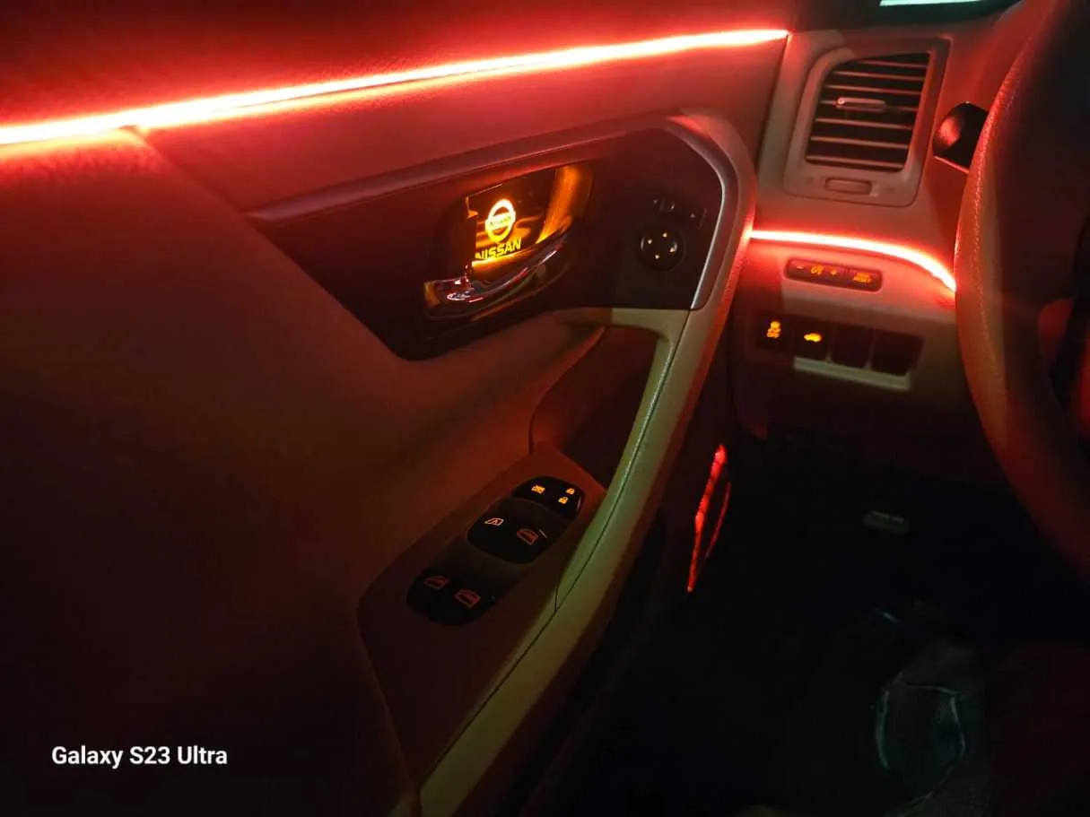 Car image 20