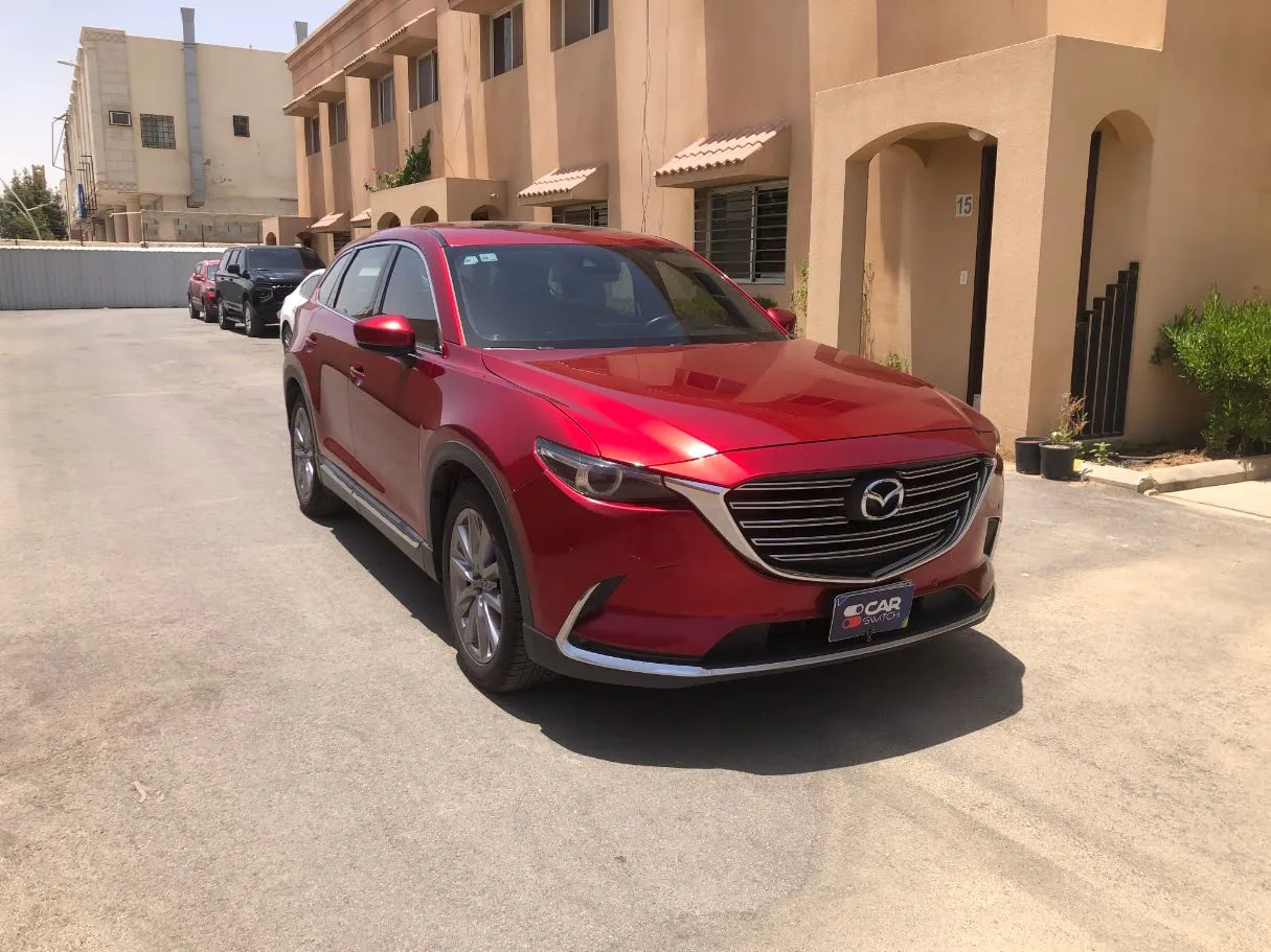 Car image 3