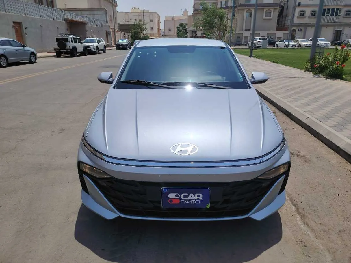 Car image 2