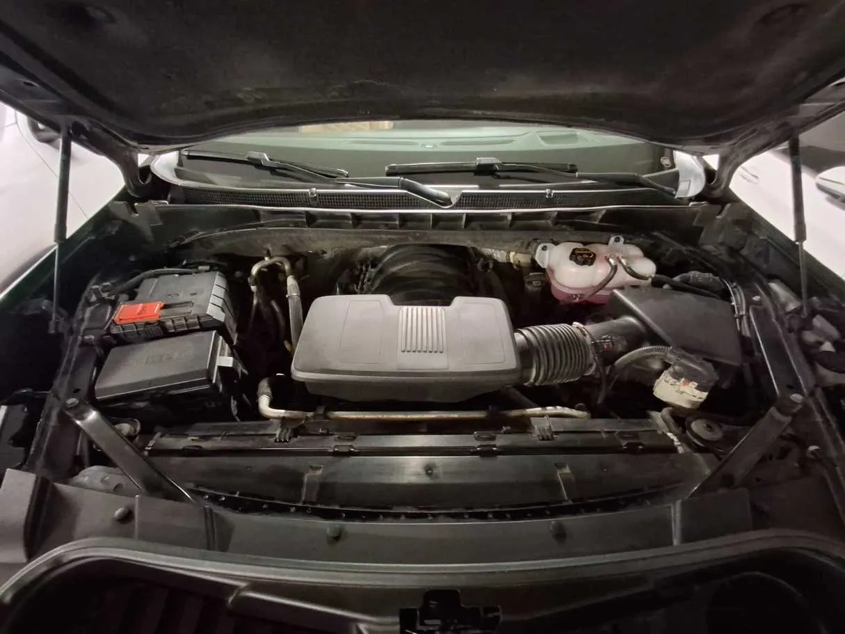 Car image 20