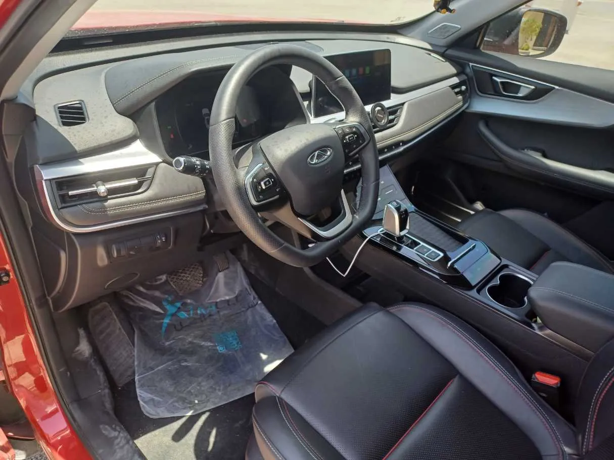 Car image 11